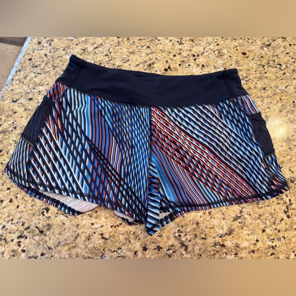 Athleta Women's Geometric Blue and Red Athletic Shorts size medium